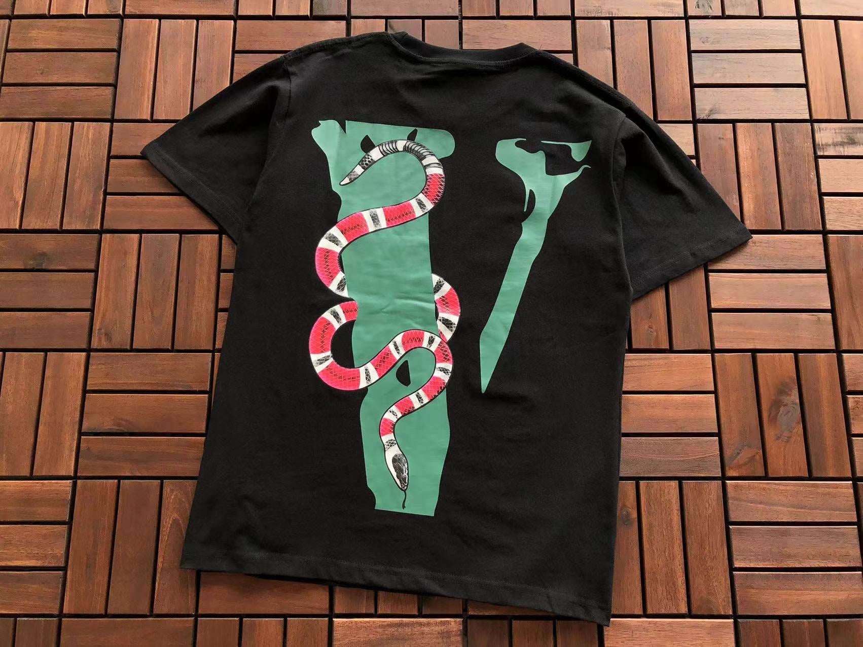 T-Shirt VLone With Snake