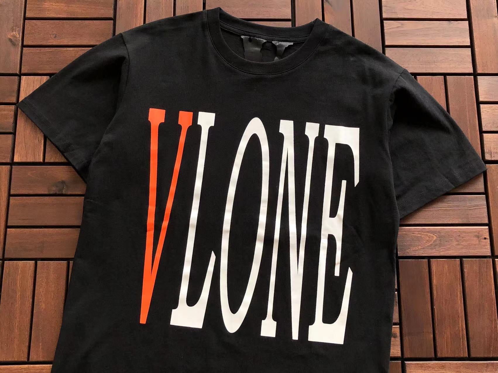 T-Shirt VLone