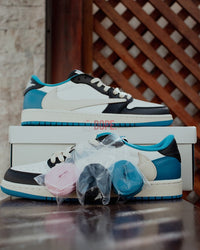 Jordan 1 Retro Low OG SP Fragment x Travis Scott