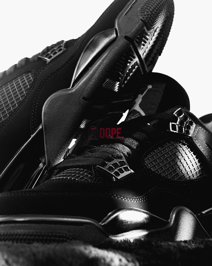 Jordan 4 Retro Black Cat (2025)