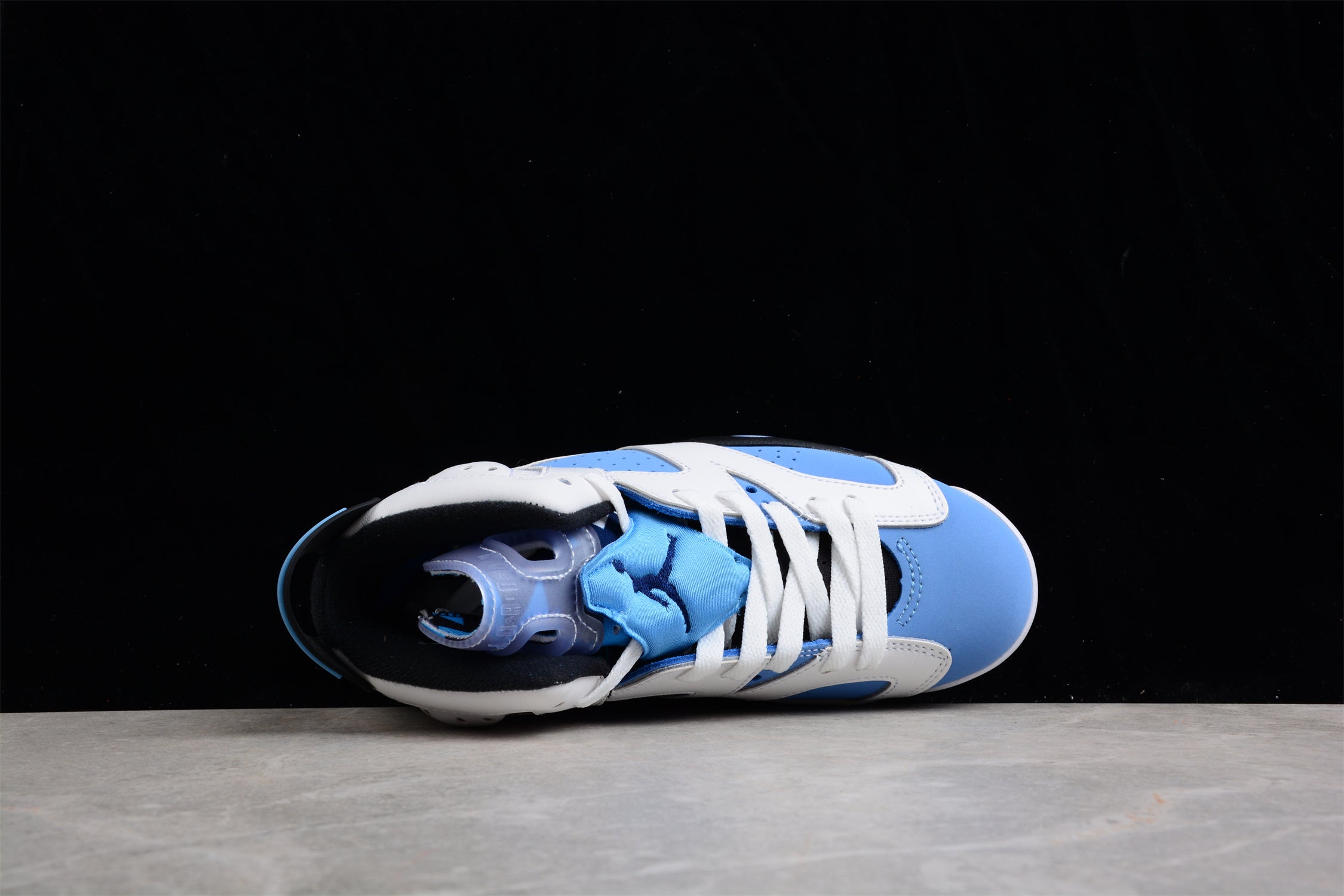 Jordan 6 Retro UNC White