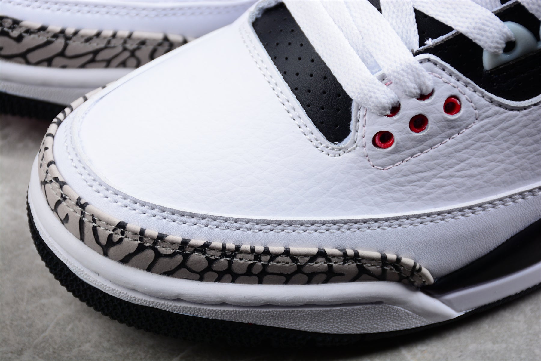 Jordan 3 Retro Infrared 23