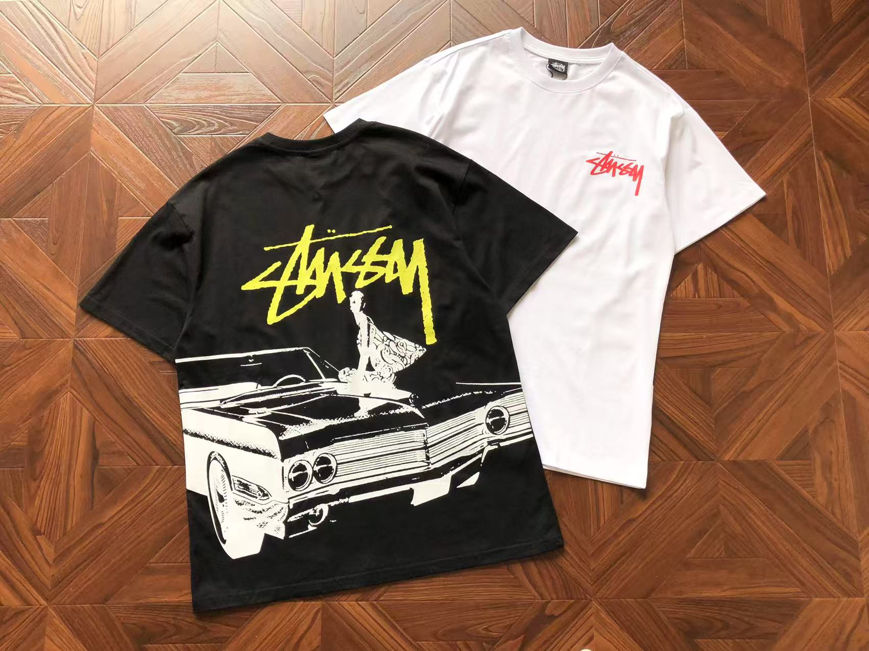 T-Shirt Stussy