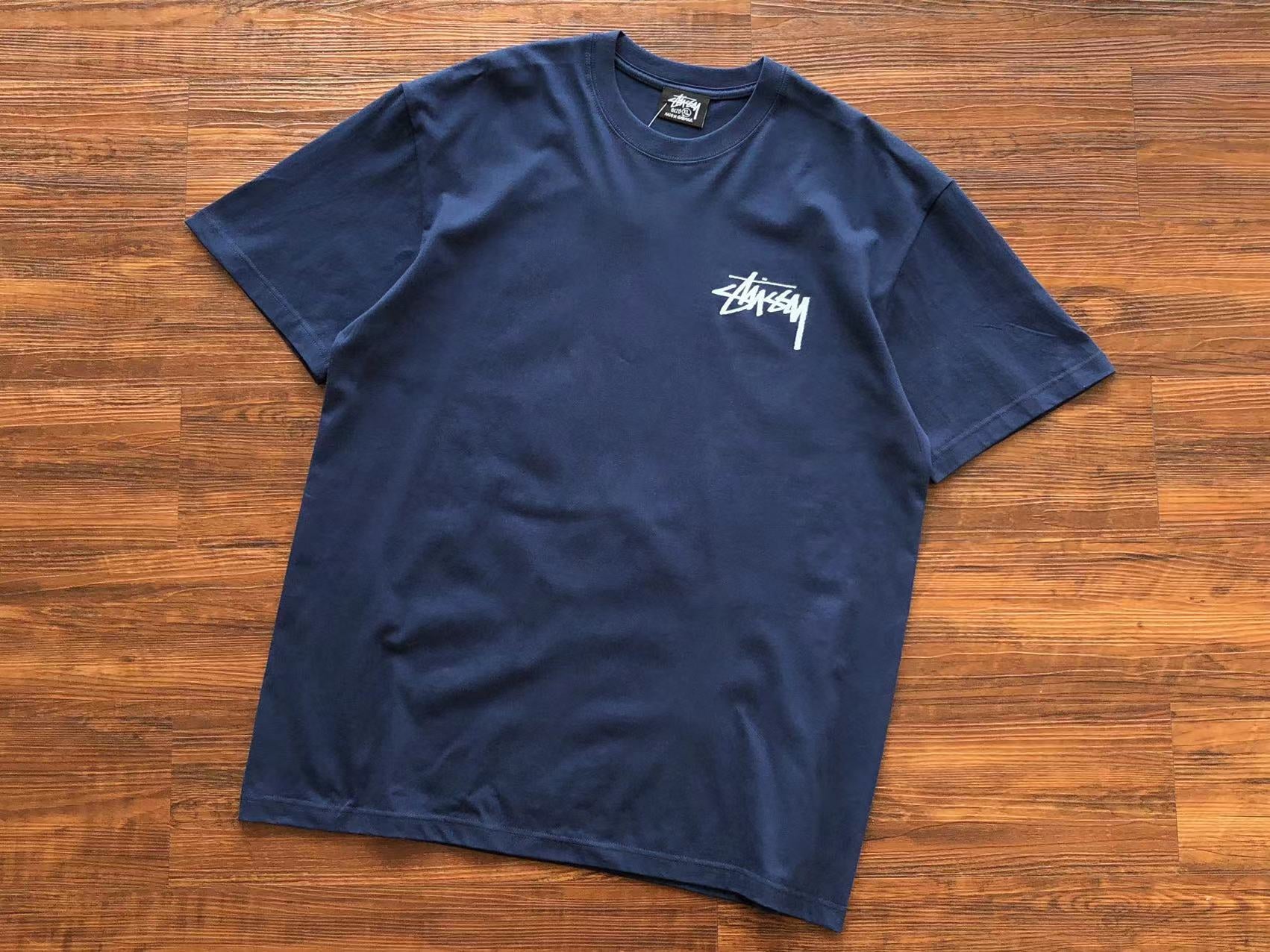 T-Shirt Stussy