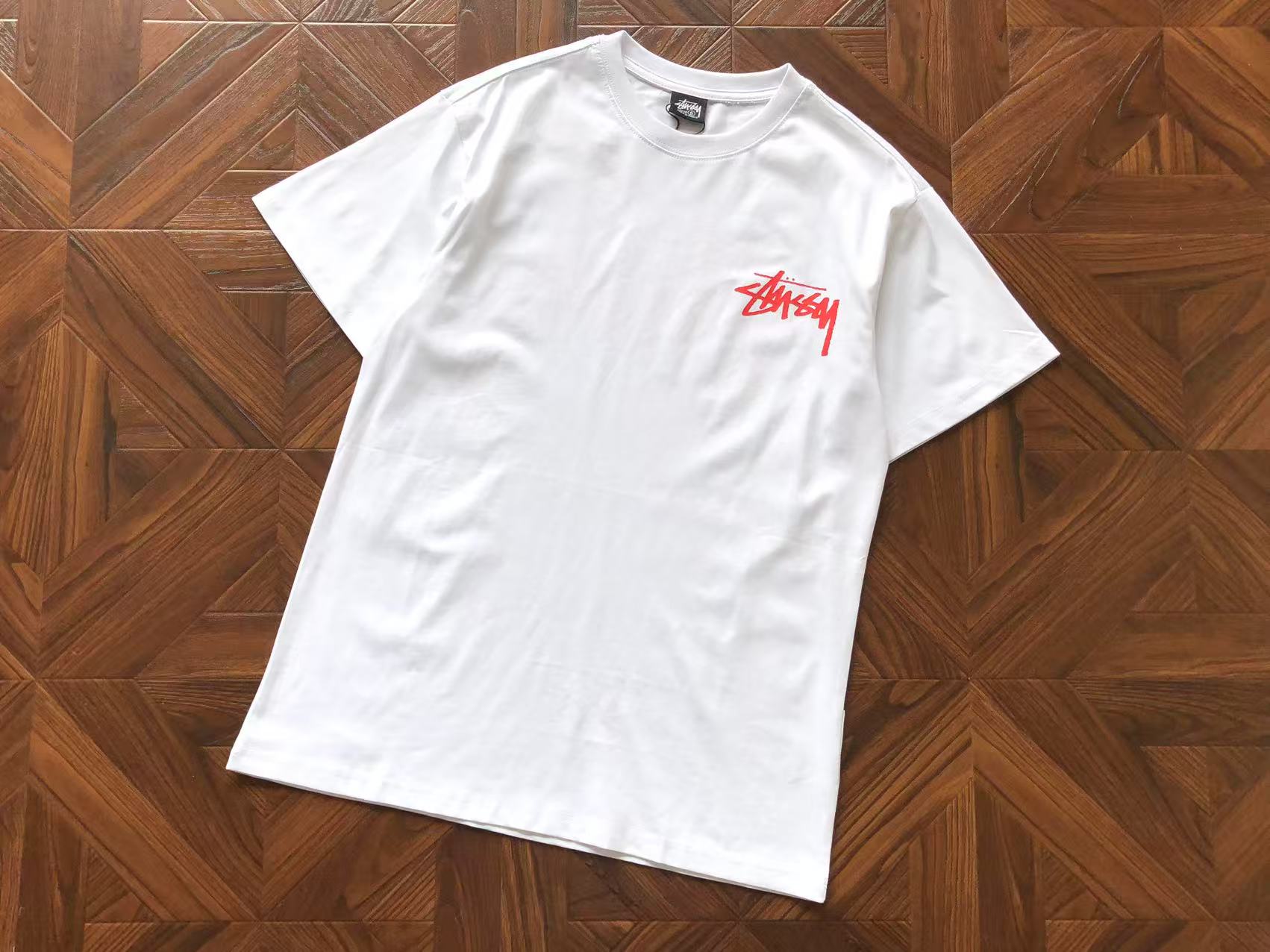 T-Shirt Stussy