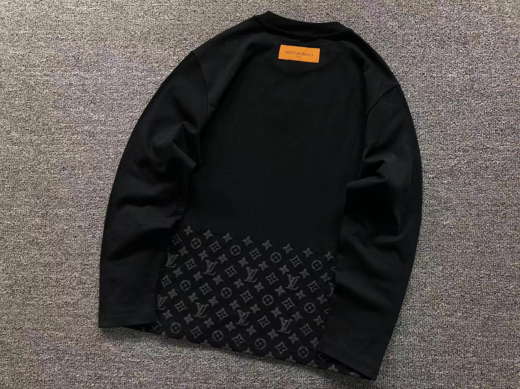 LV Sweater