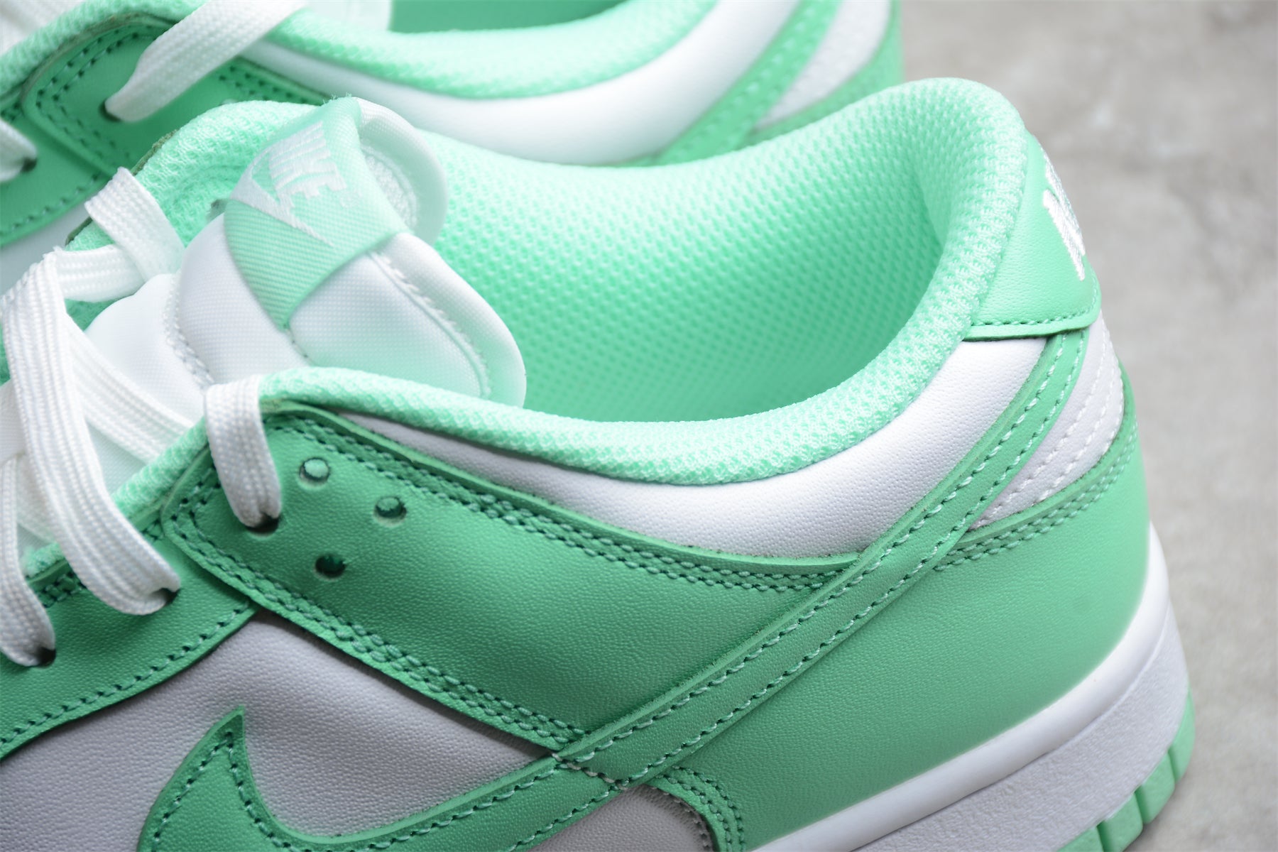 Nike Dunk Green Grow