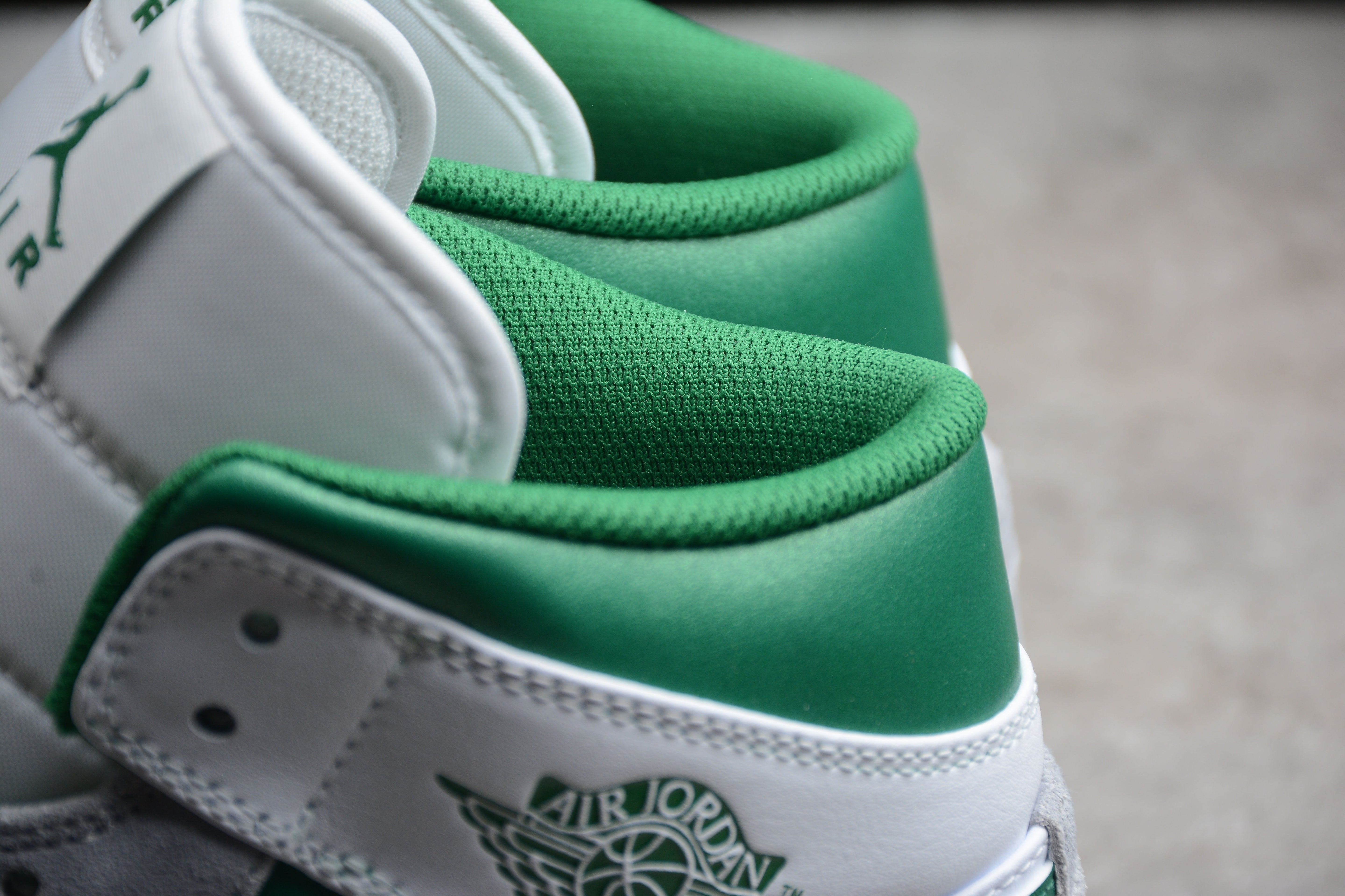 Jordan 1 Mid SE Grey Green