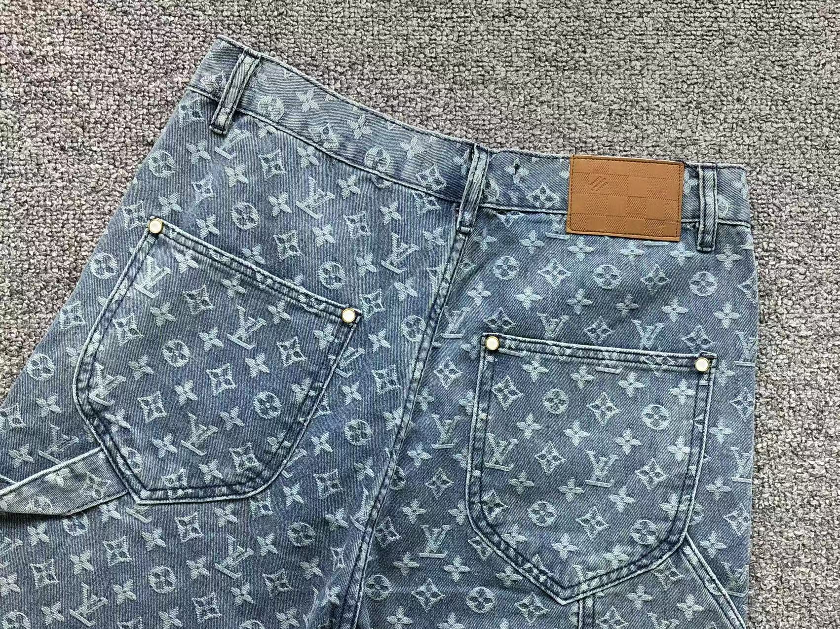 Louis Vuitton Short