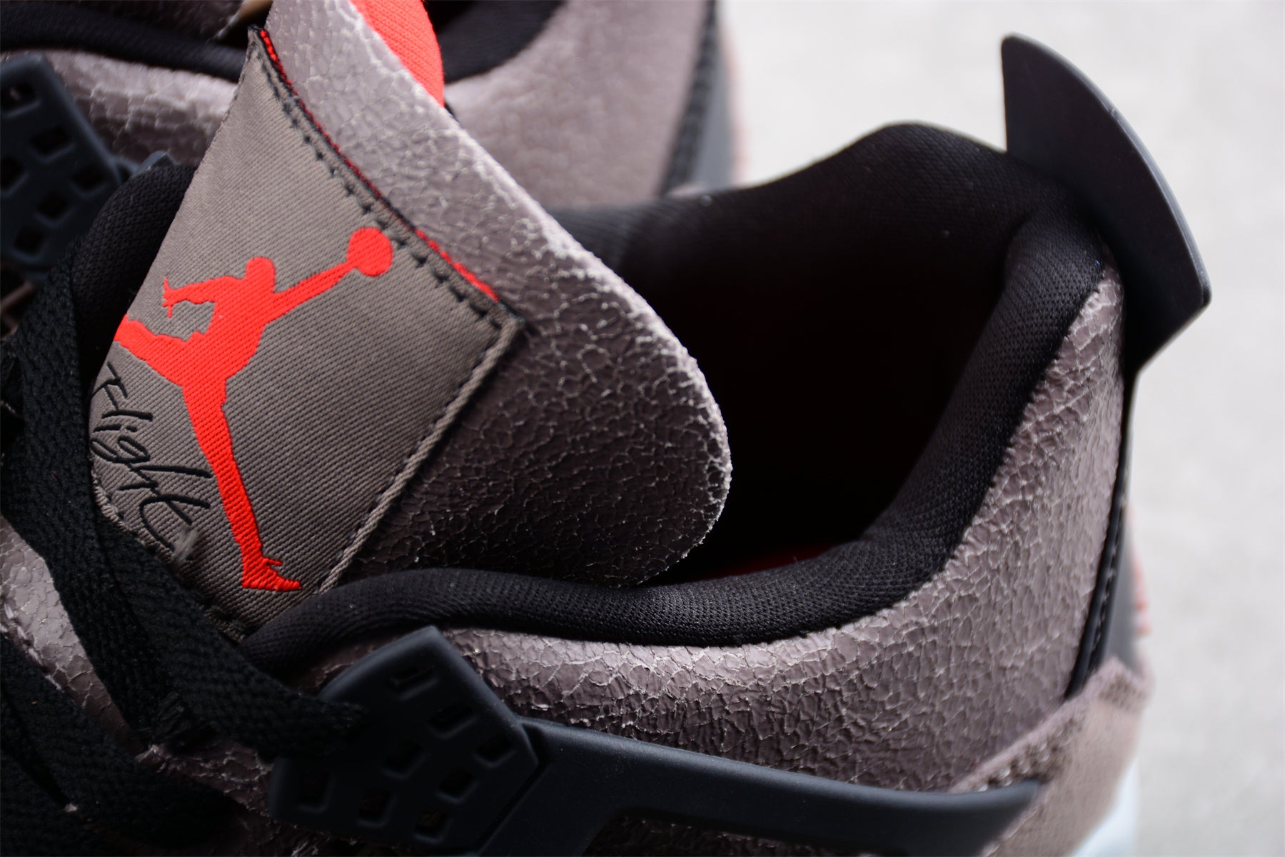 Jordan 4 Retro Taupe Haze