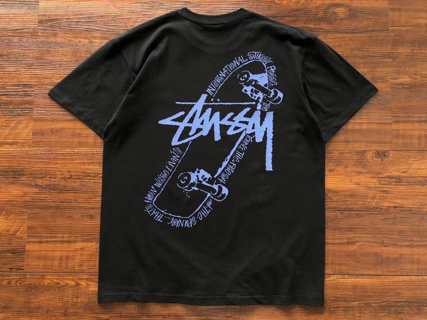 T-Shirt Stussy
