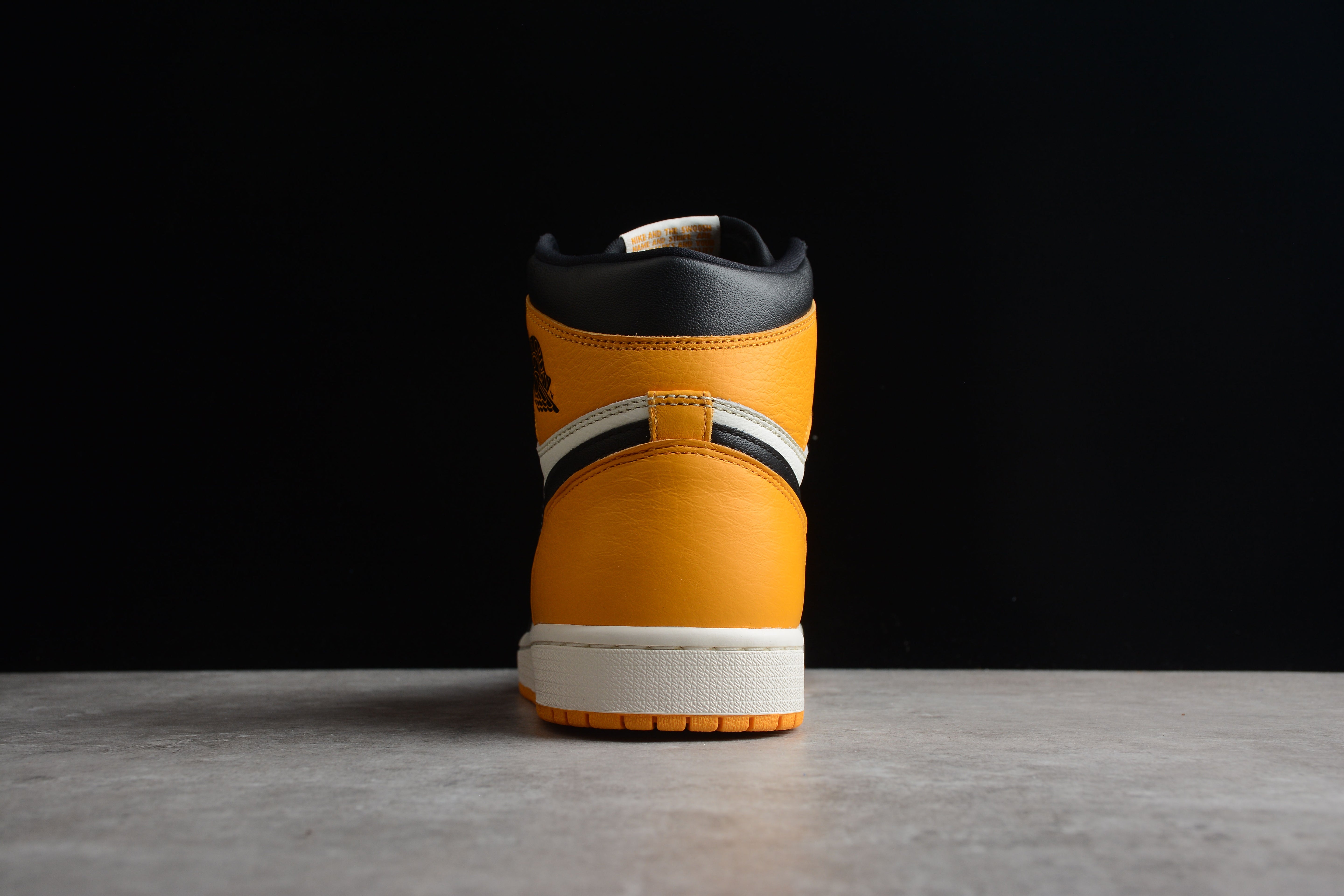 Jordan 1 Retro High OG Taxi