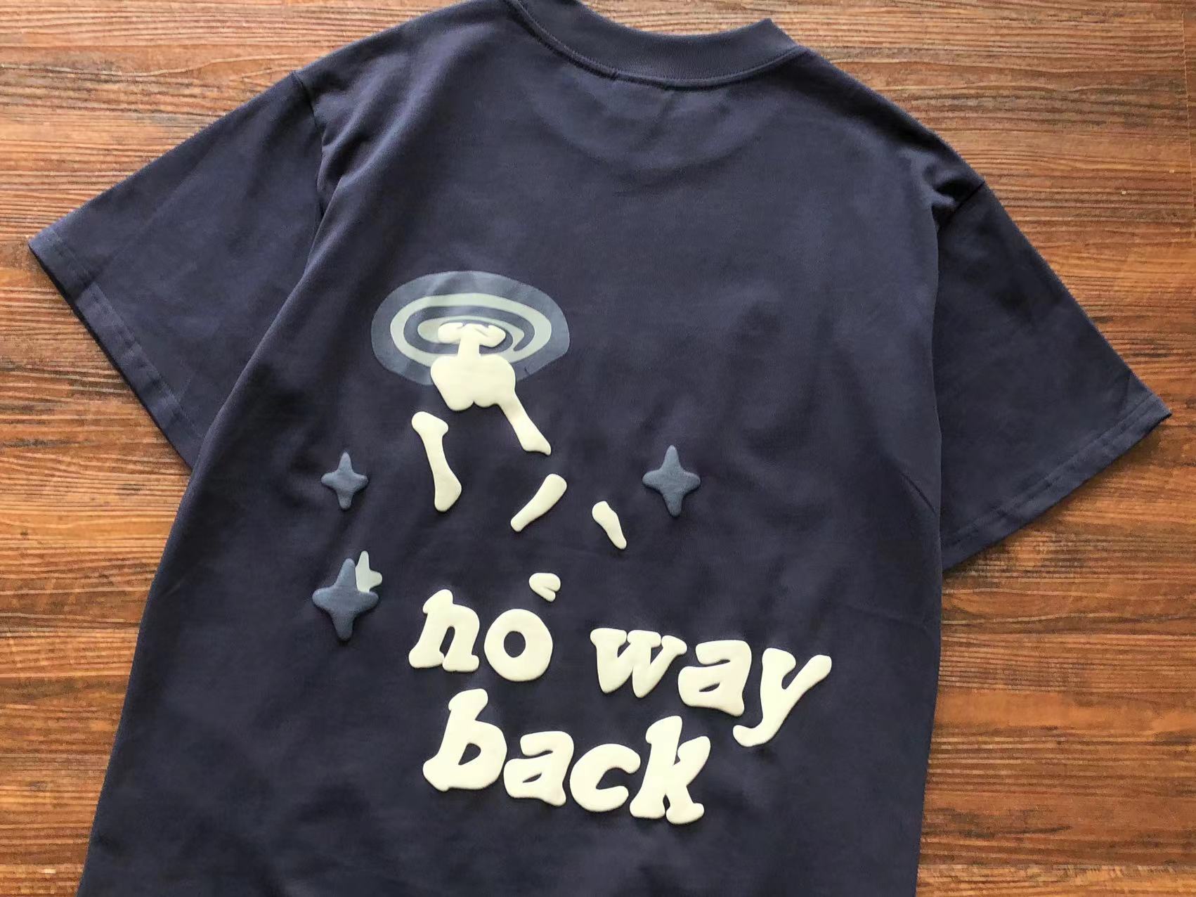 T-Shirt Broken Planet Trapped In Time