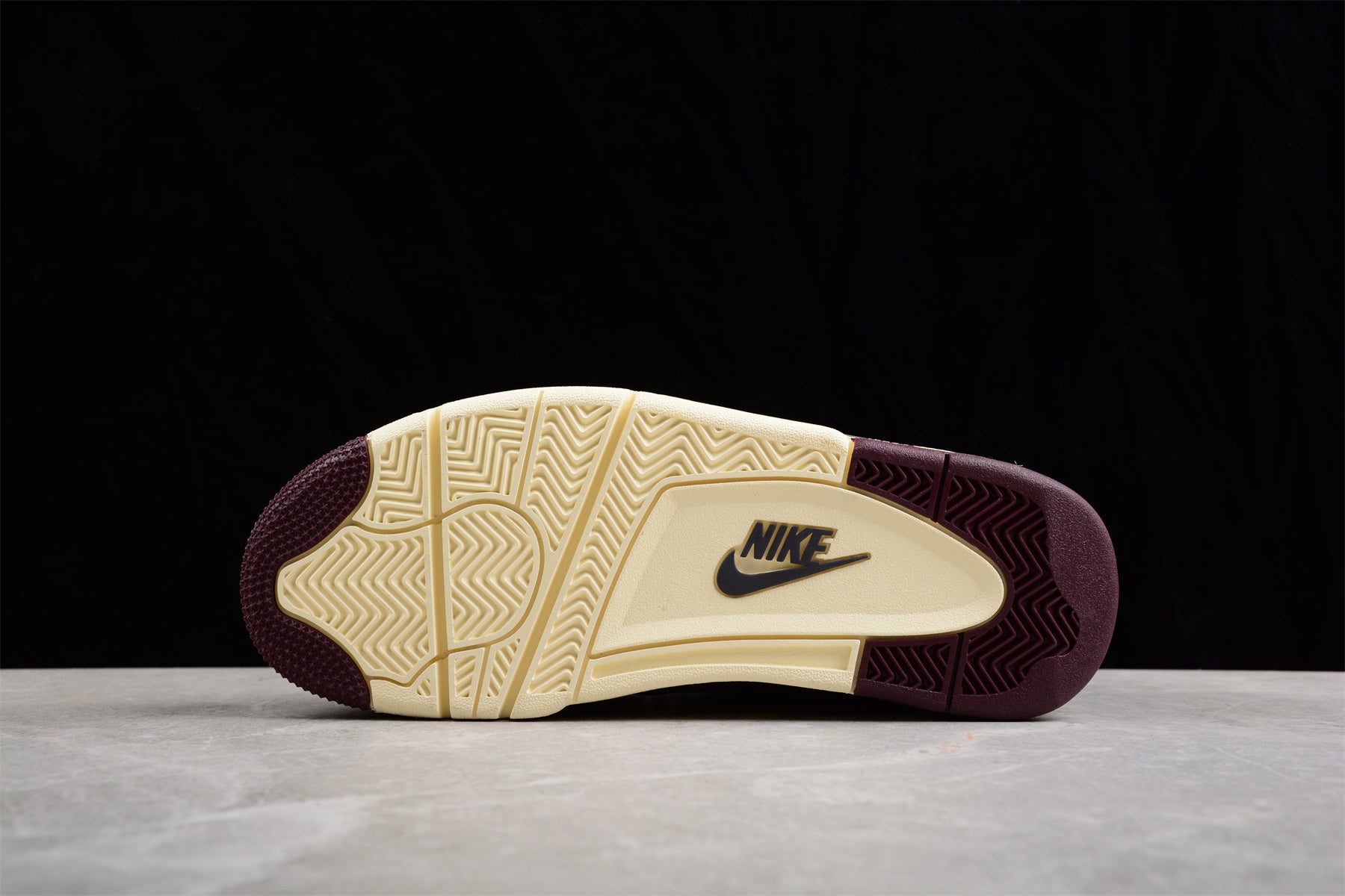 Jordan 4 Retro A Ma Maniére Violet Ore