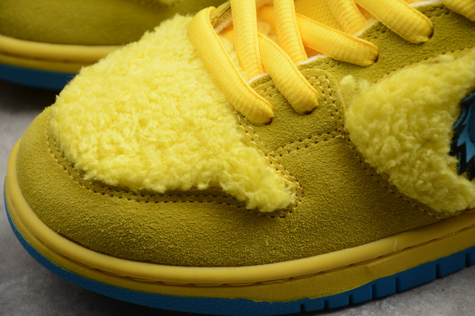 Nike Dunk SB Grateful Dead Bears Opti Yellow