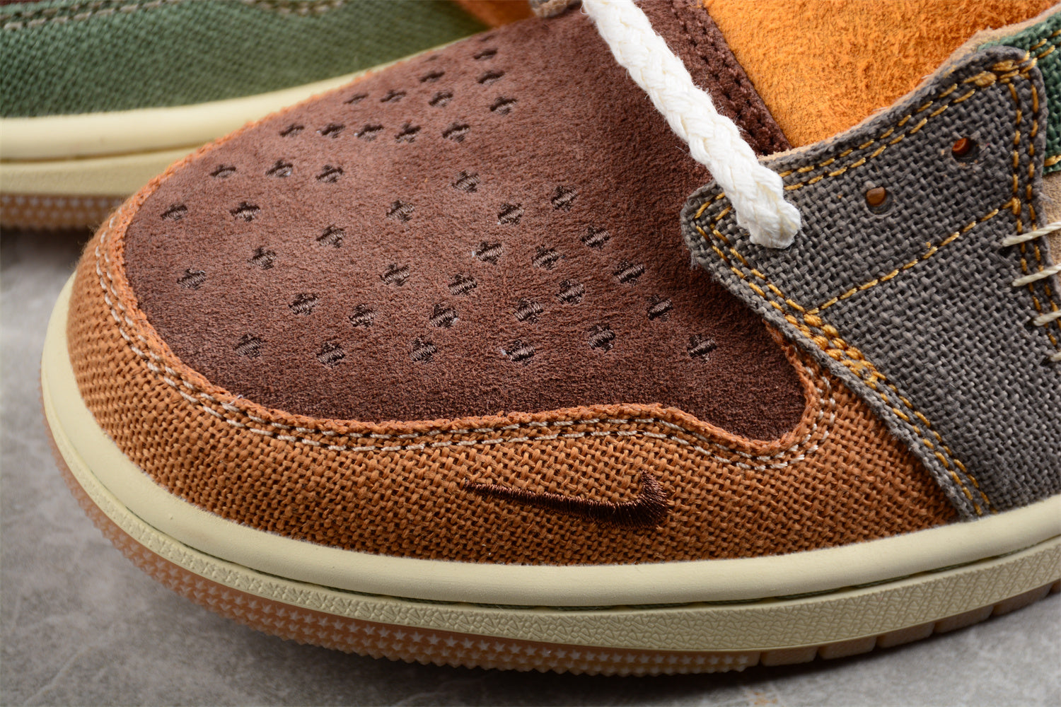 Jordan 1 Retro Low OG Zion Williamson Voodoo