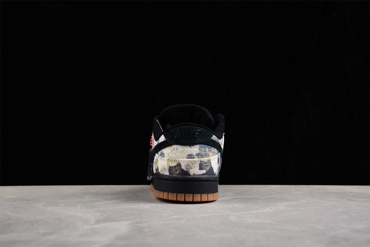 Nike Dunk SB Supreme Rammellzee