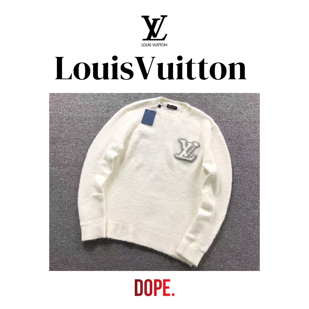 LV (Sweater) 👀