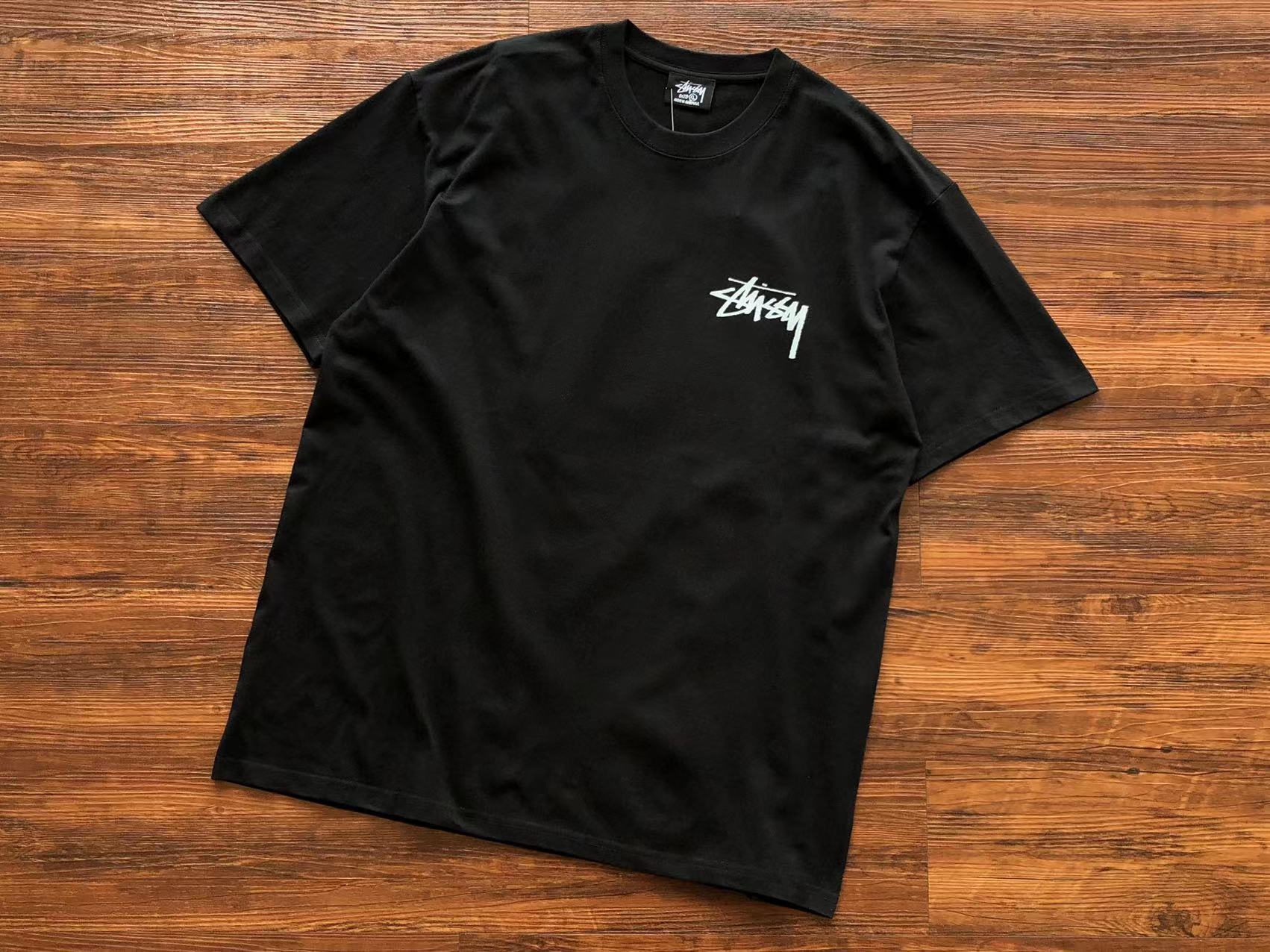 T-Shirt Stussy