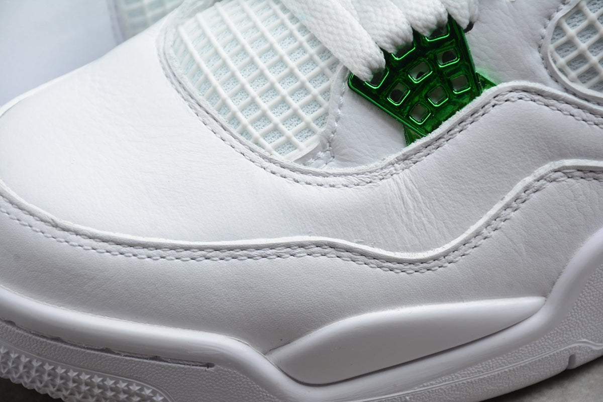 Jordan 4 Retro Metallic Green