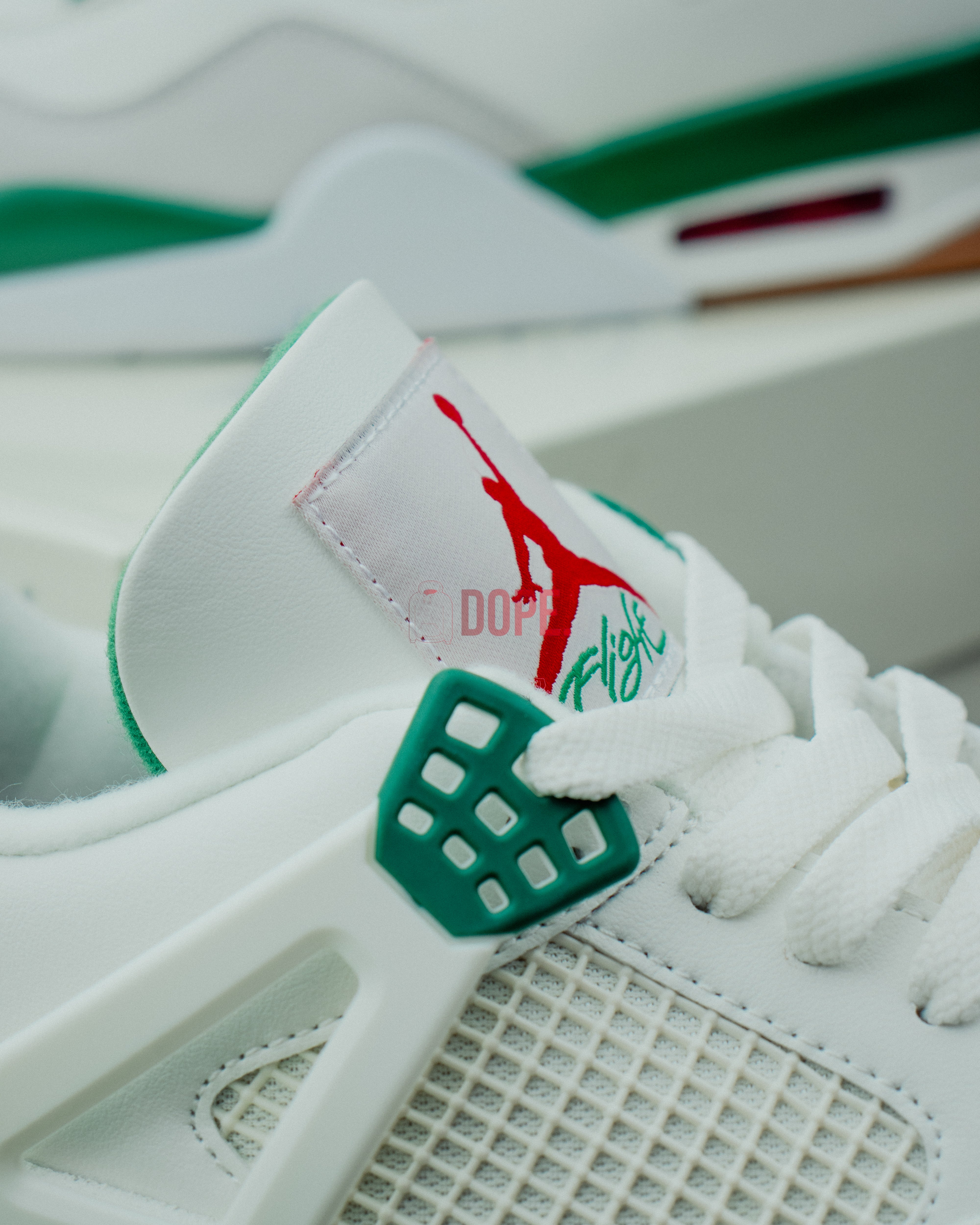 Jordan 4 Retro SB Pine Green