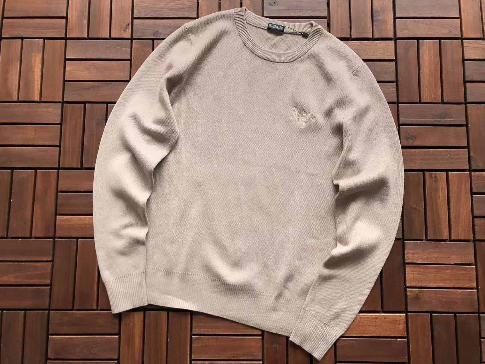 Arc'teryx Sweat