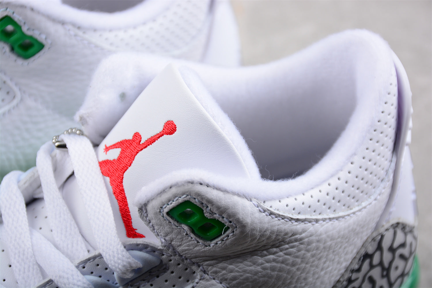 Jordan 3 Retro Lucky Green