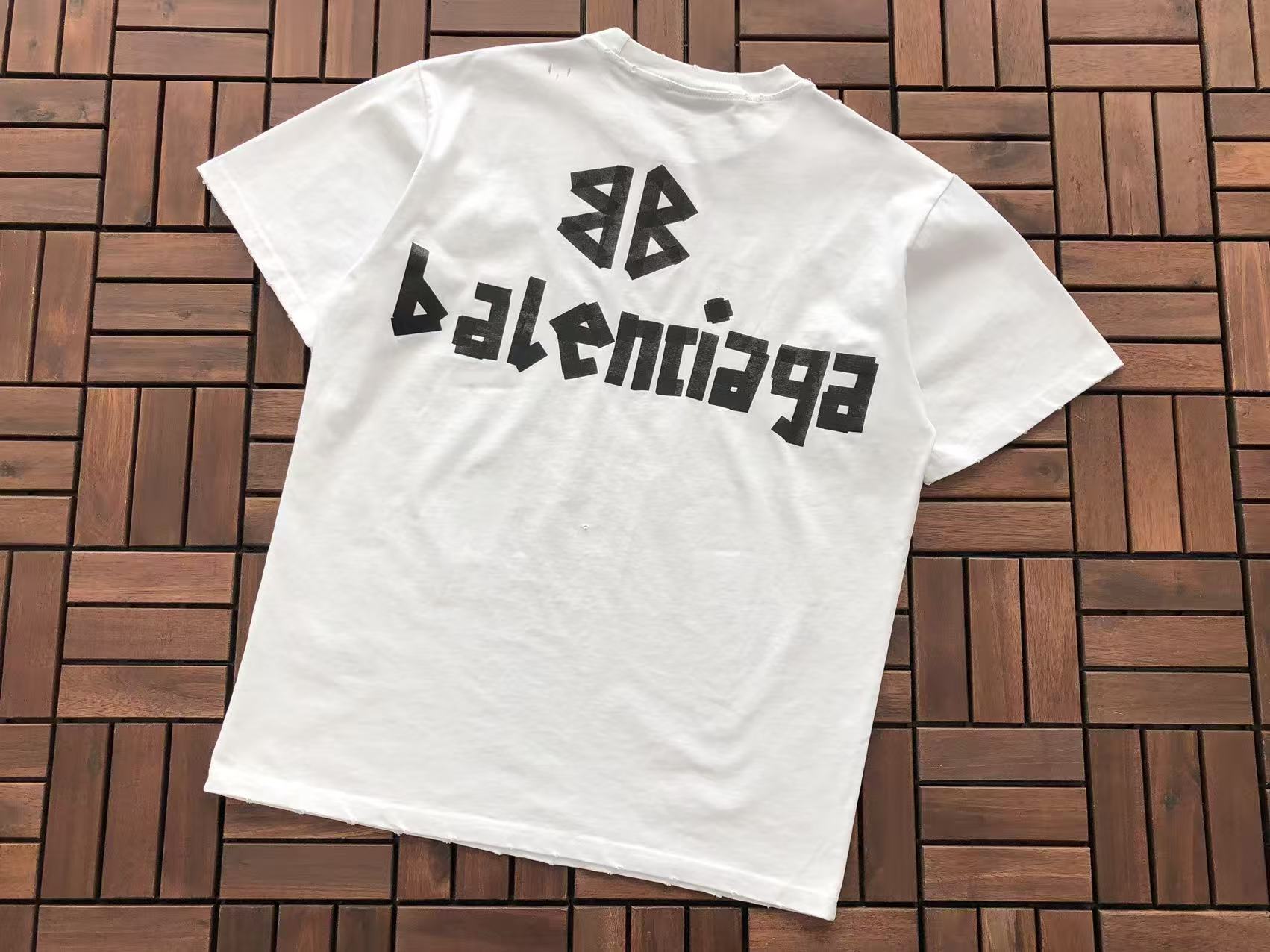 T-Shirt Balenciaga