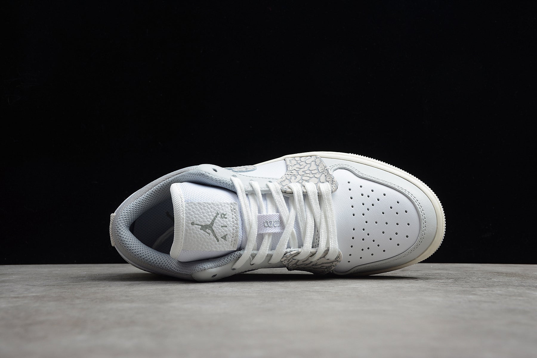 Jordan 1 Low PRM Smoke Grey Elephants