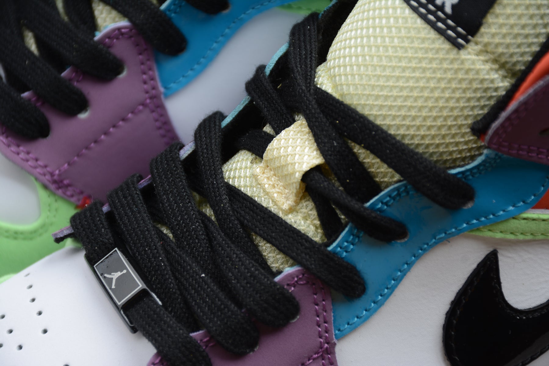 Jordan 1 Mid SE Multi-Color