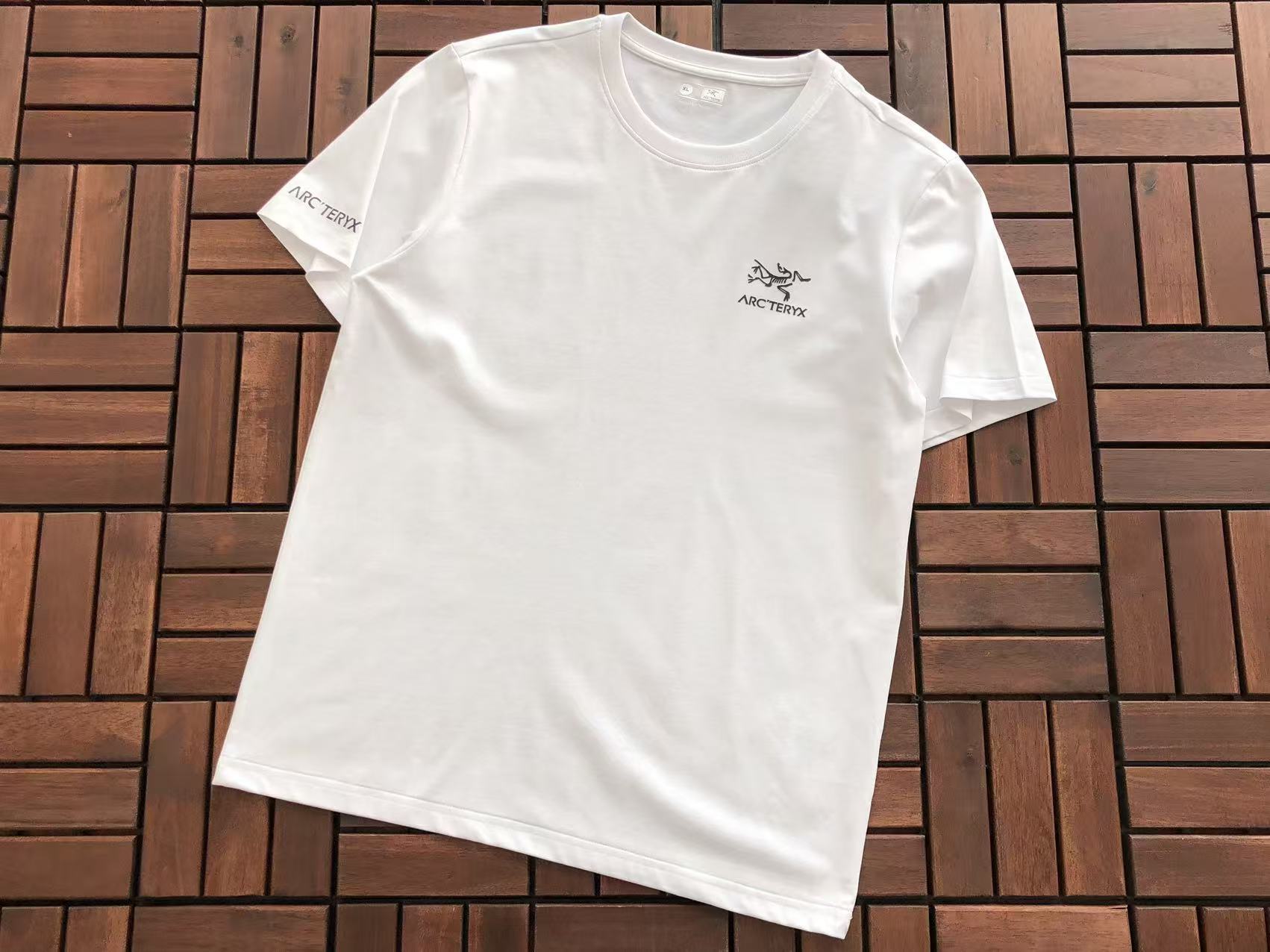 Arc'teryx T-Shirt
