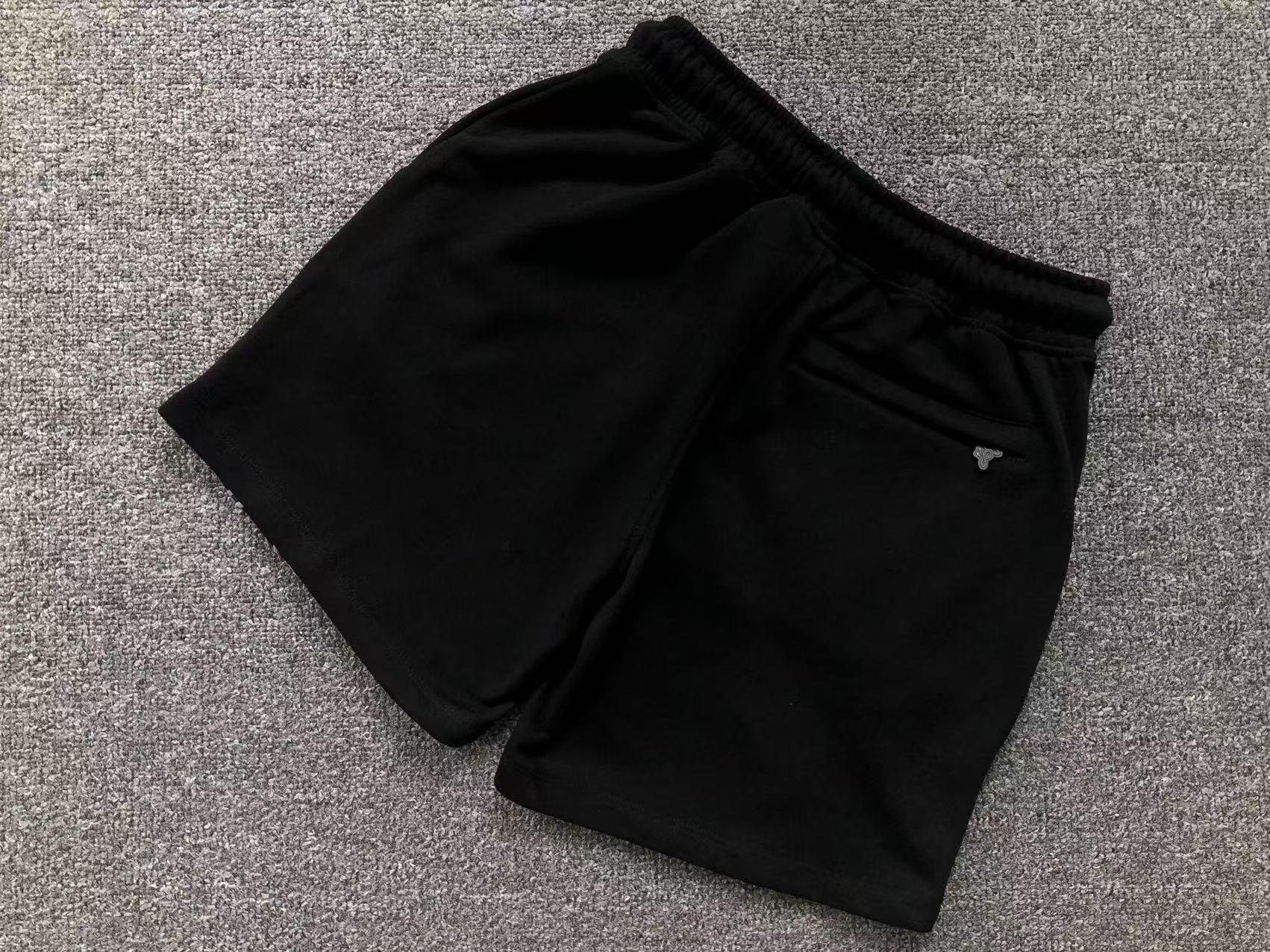 Syna WRLD Short