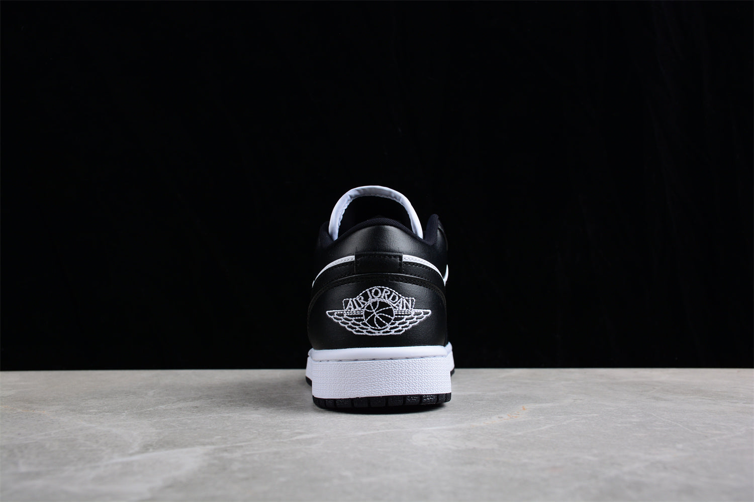 Jordan 1 Low Panda