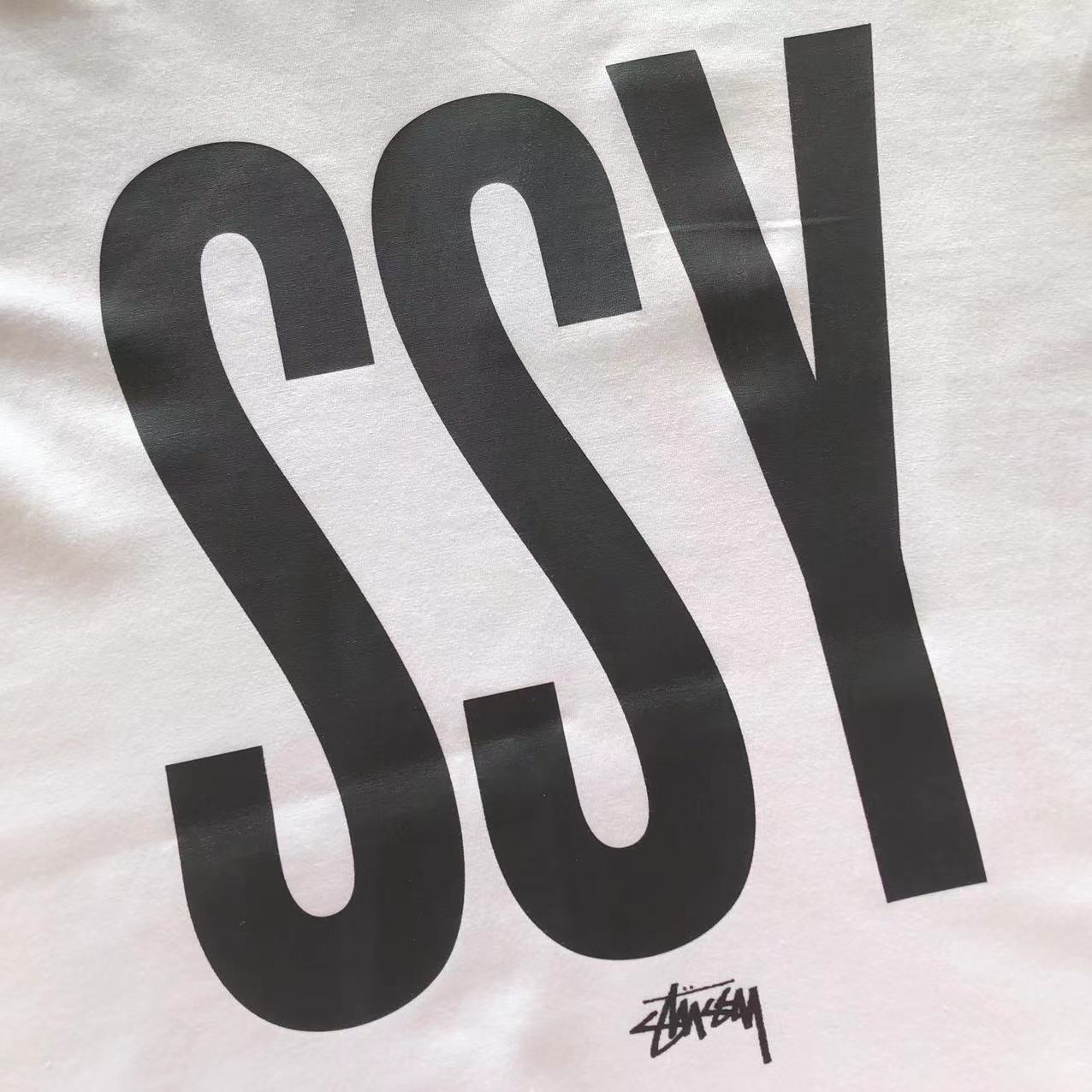 T-Shirt Stussy