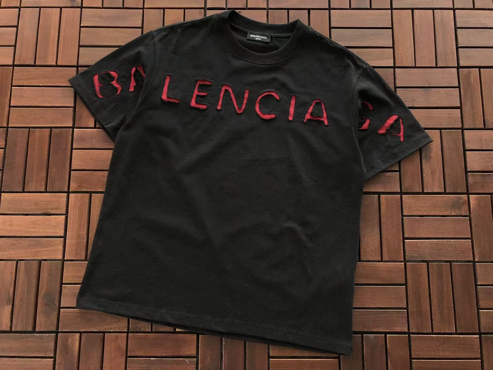 T-Shirt Balenciaga