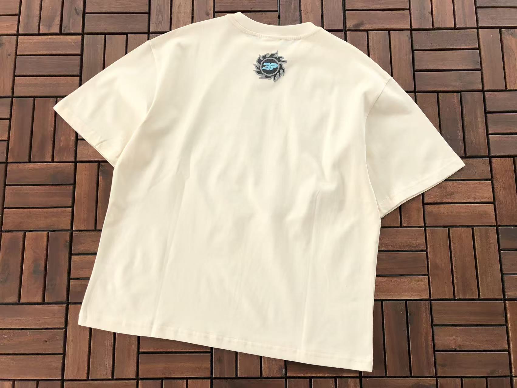 T-Shirt Broken Planet