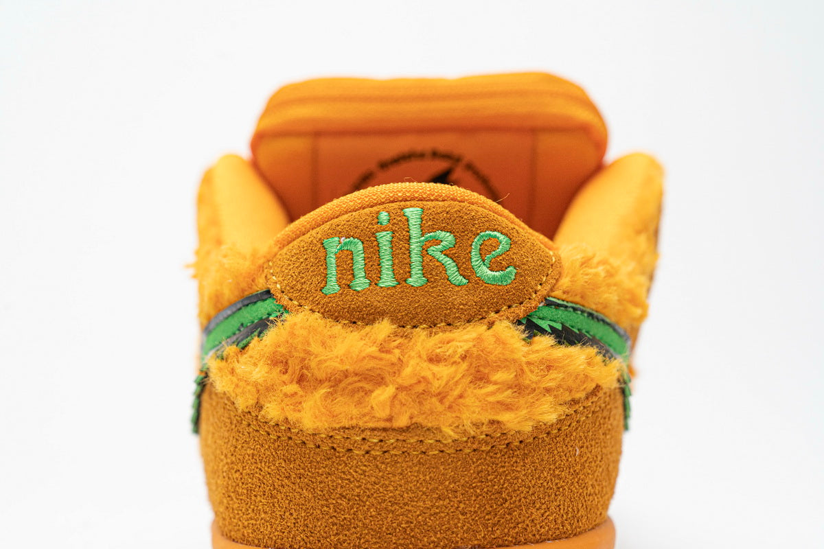 Nike Dunk SB Grateful Dead Bears Orange