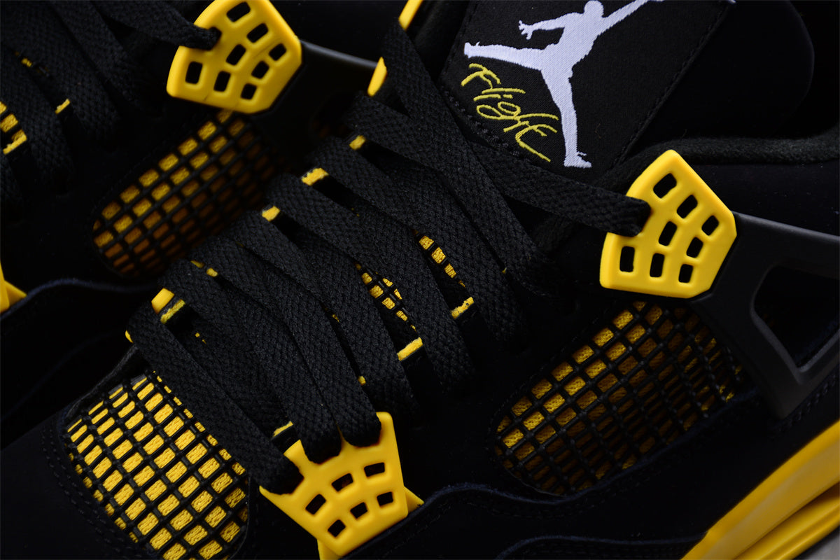 Jordan 4 Retro Thunder