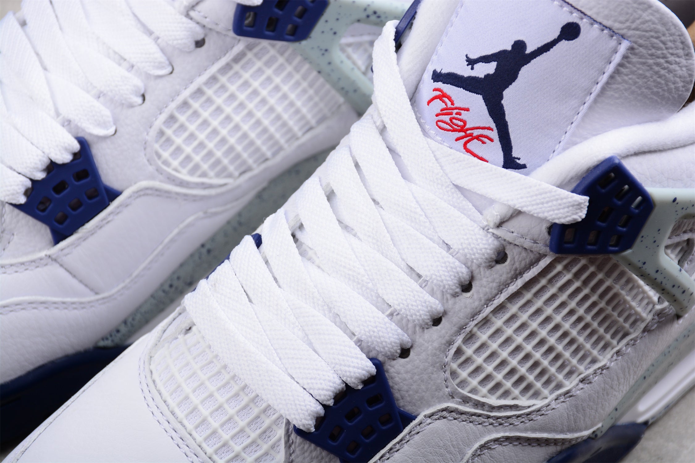 Jordan 4 Retro Midnight Navy