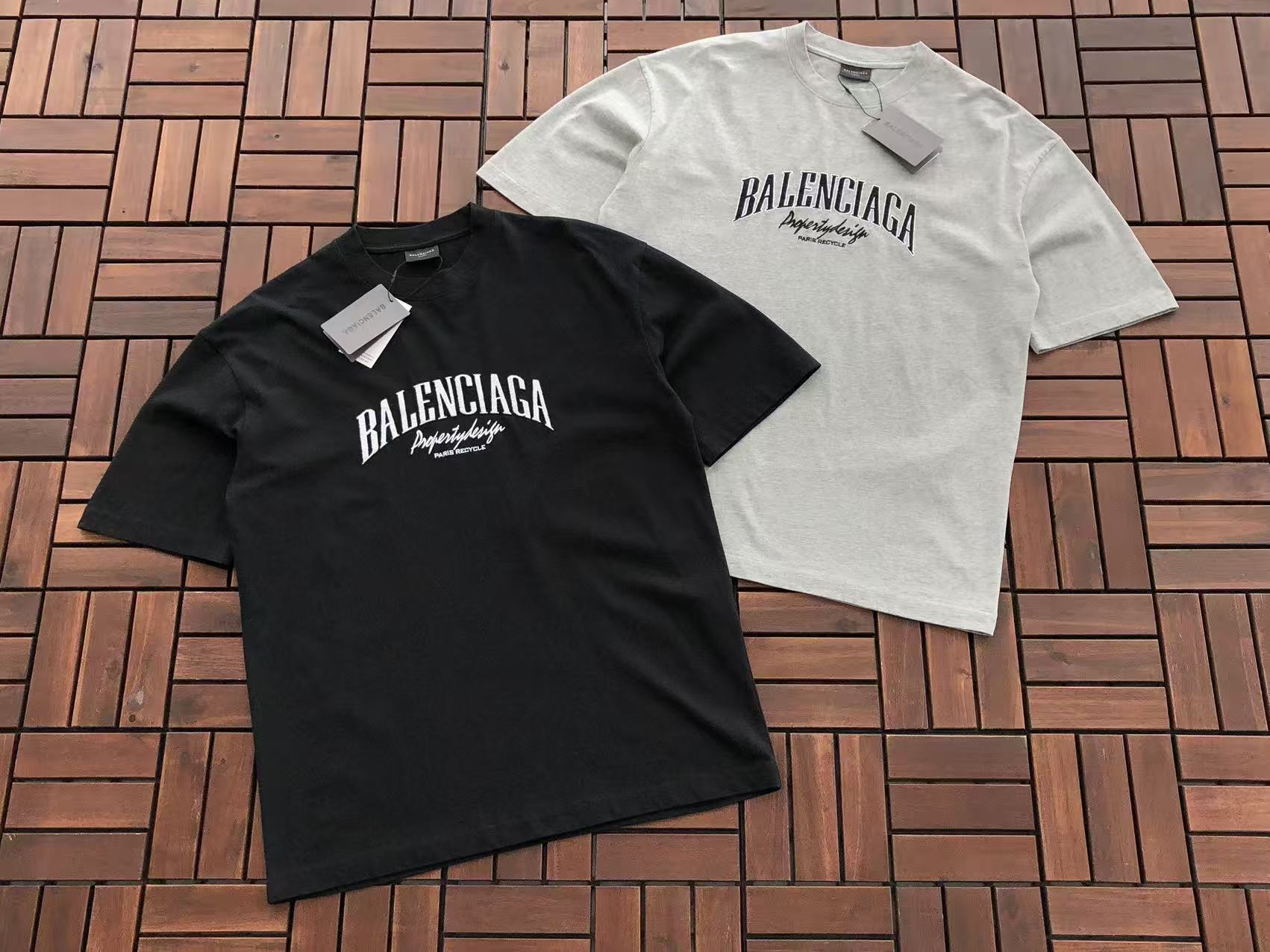 T-Shirt Balenciaga