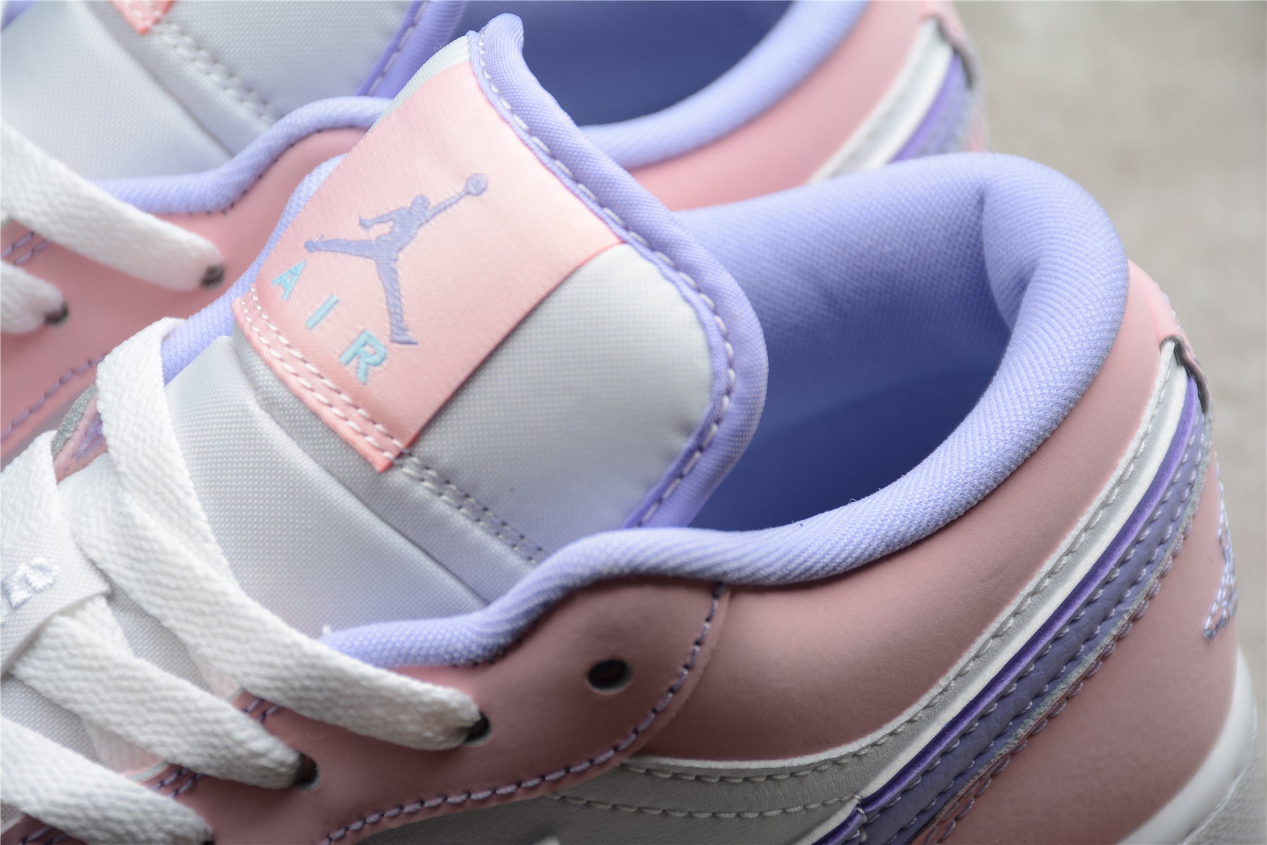 Jordan 1 Low Arctic Punch