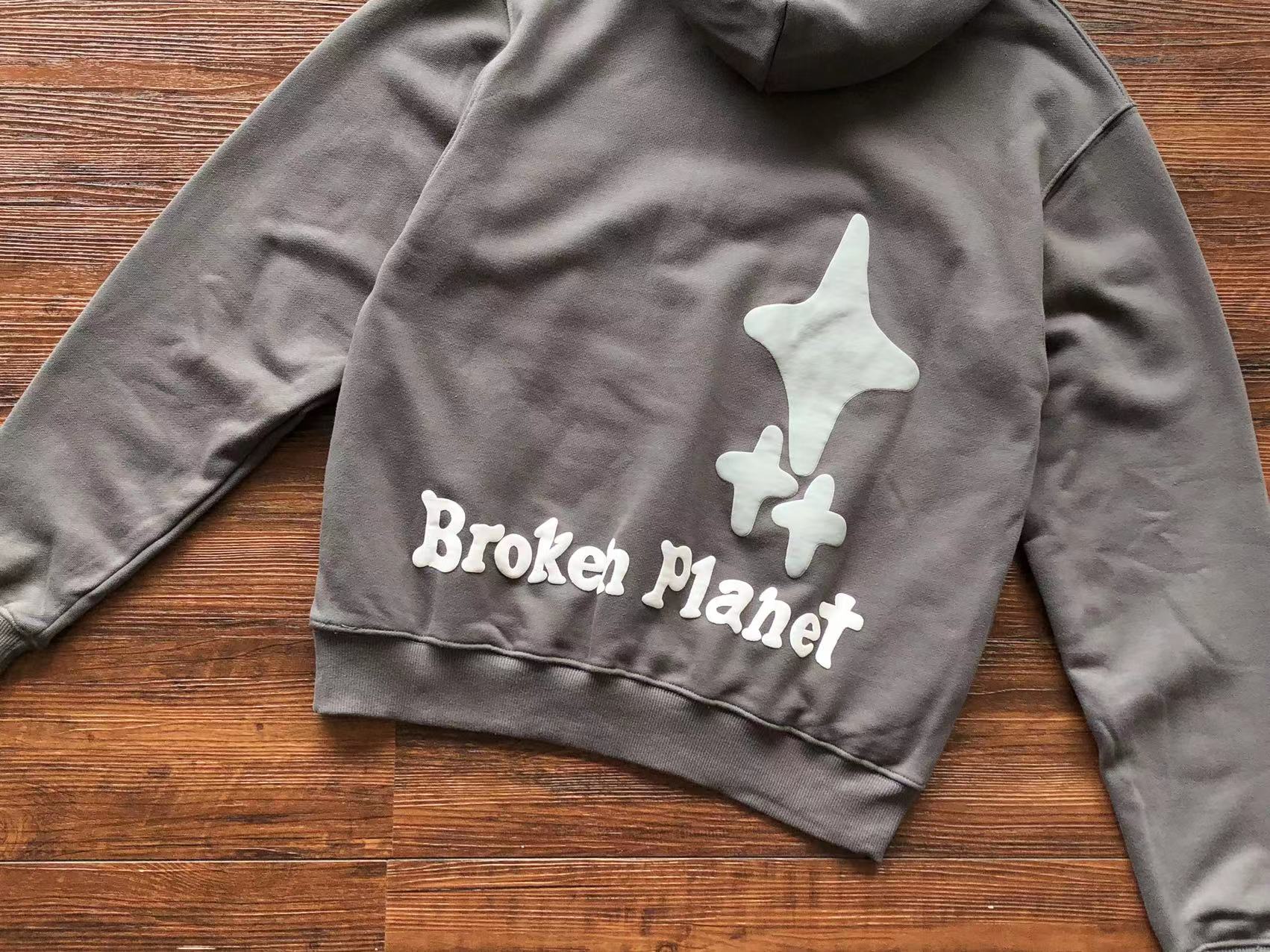 Broken Planet Hoodie "trust your universe"