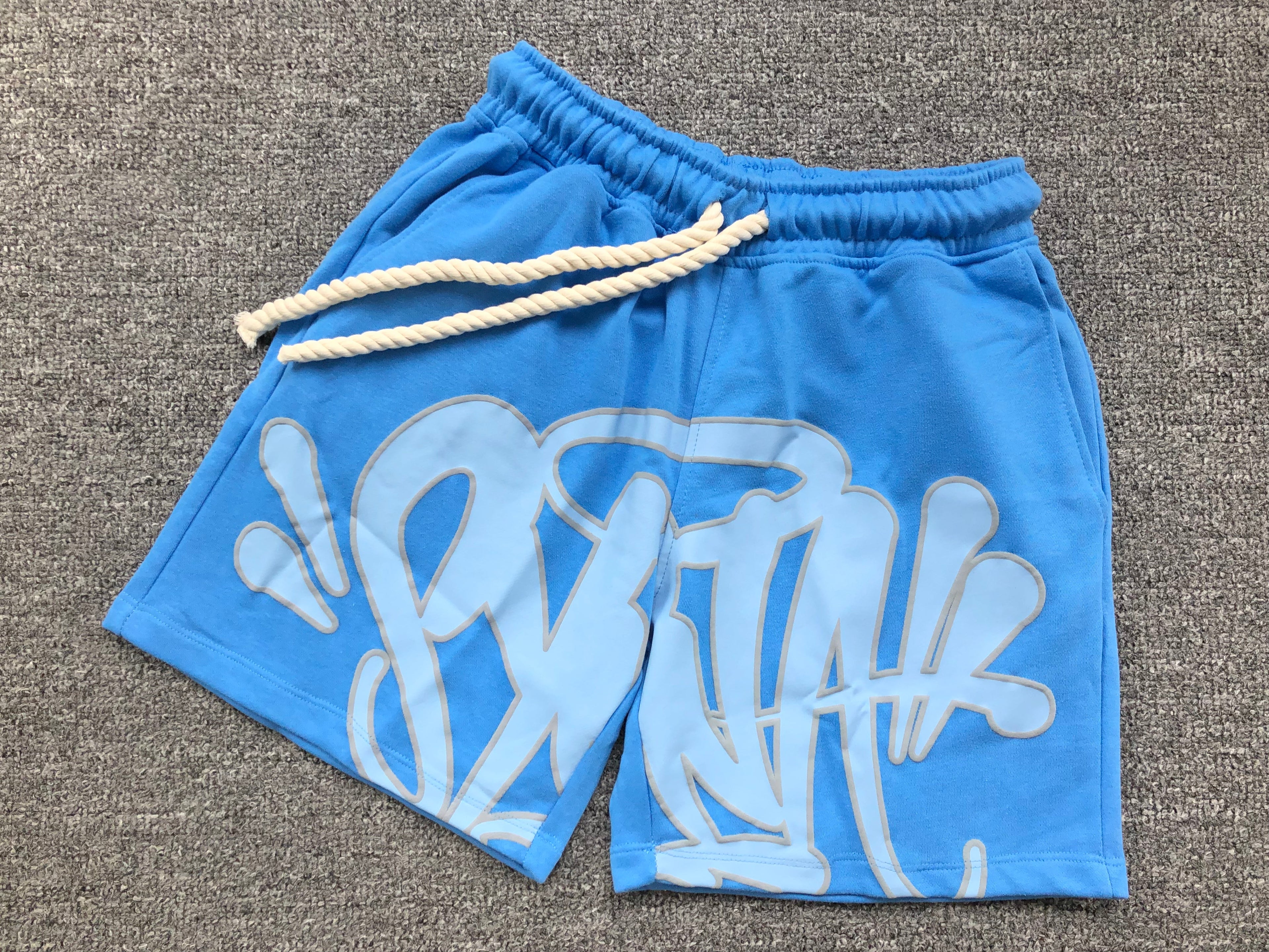 Syna WRLD Short