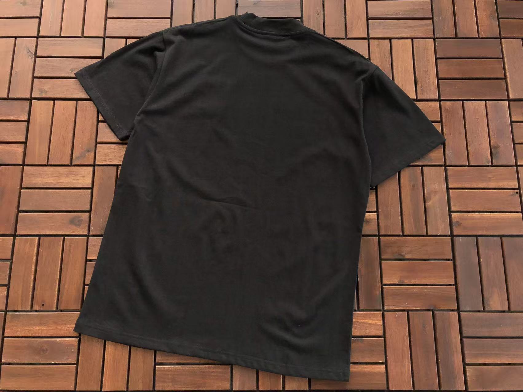 T-Shirt Broken Planet