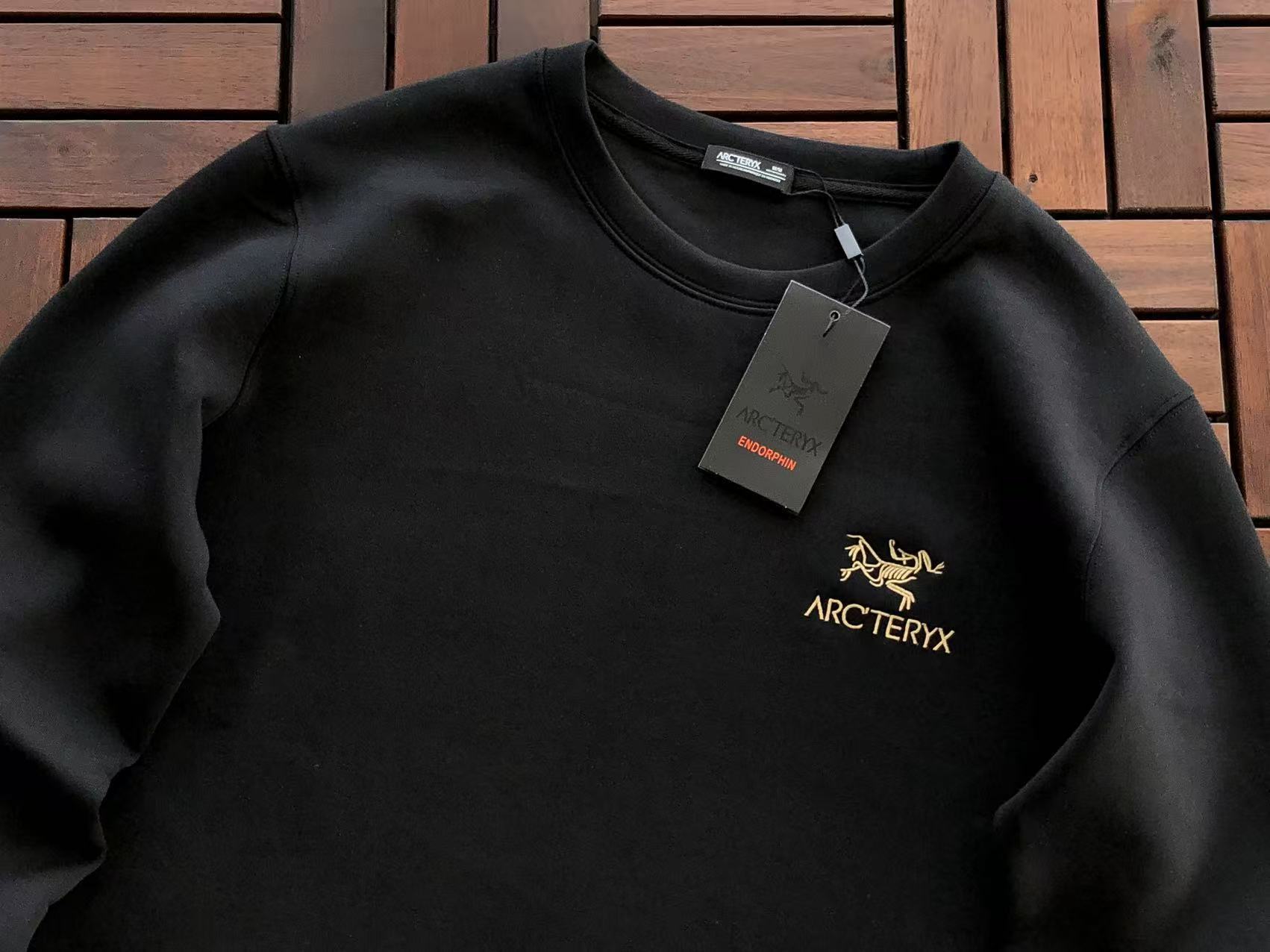 Arc'teryx Sweat
