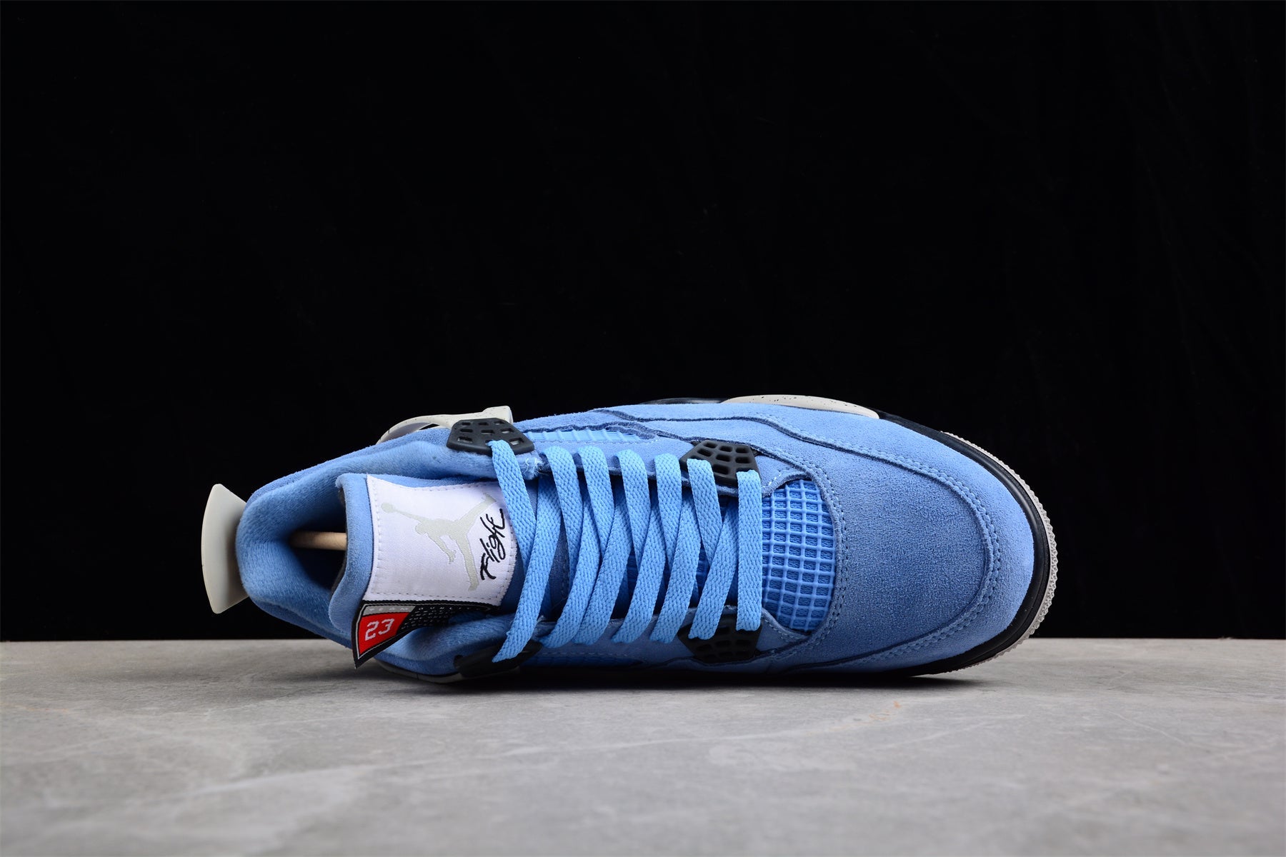 Jordan 4 Retro University Blue
