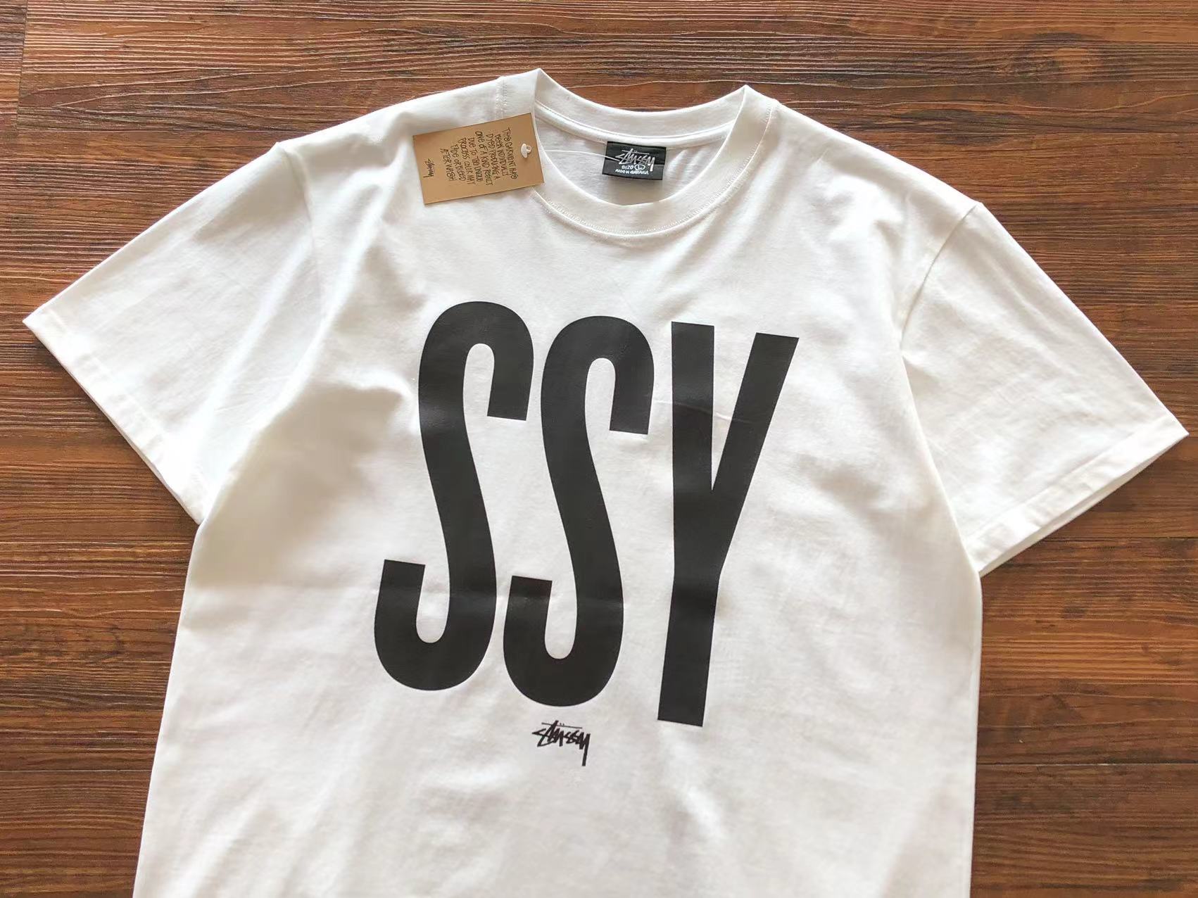 T-Shirt Stussy