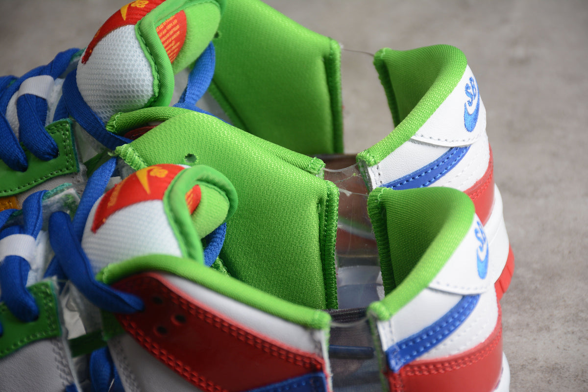 Nike Dunk SB Sandy Bodercker