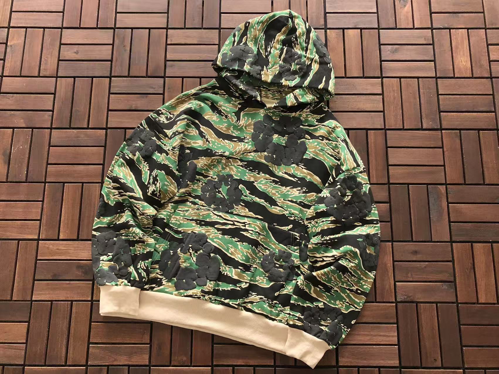 Camo Tears Tracksuit Green