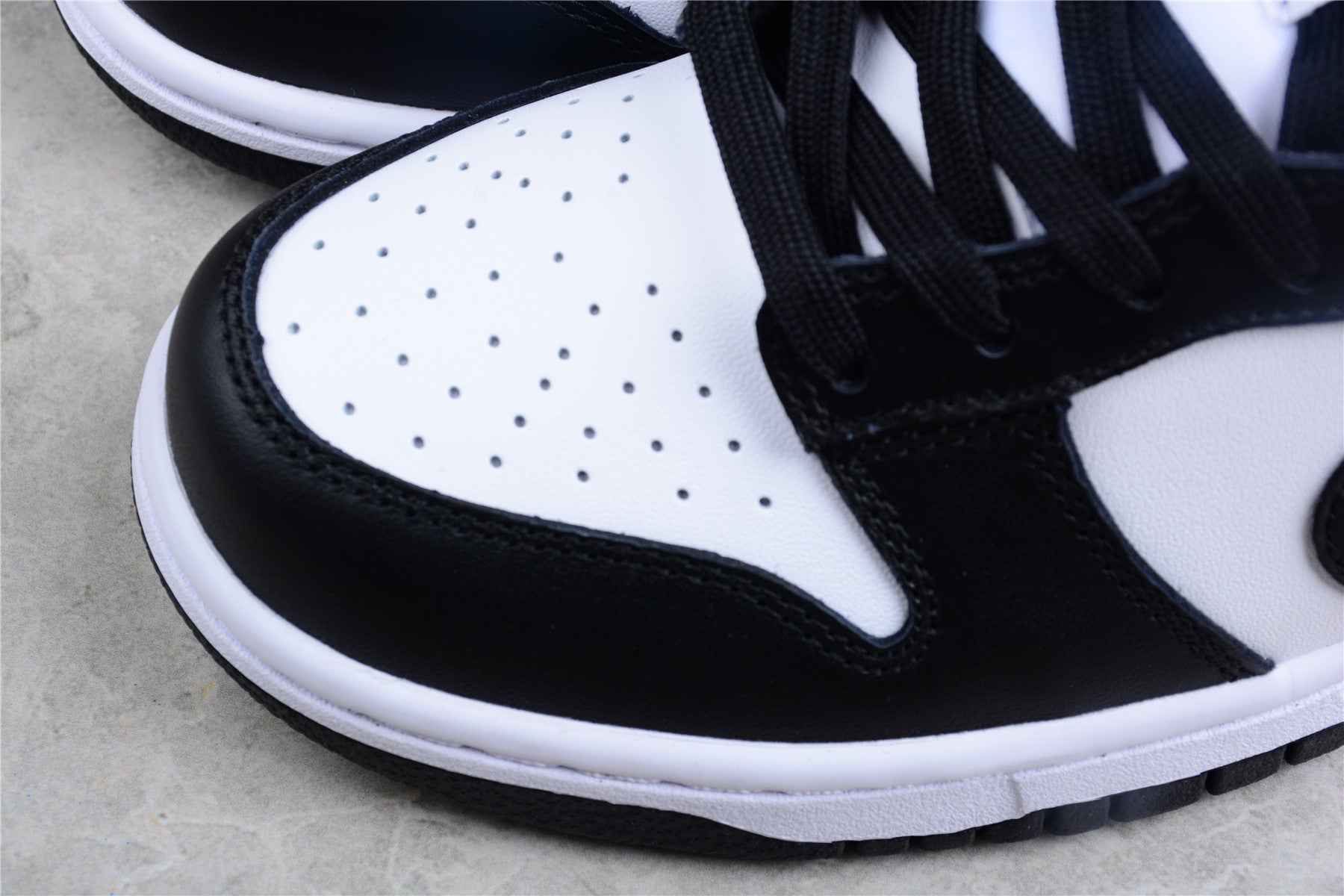 Nike Dunk Panda